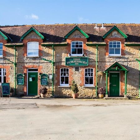 Three Horseshoes Inn Powerstock 外观 照片